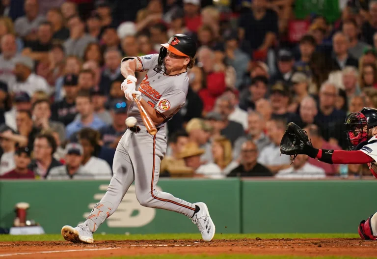 Jackson Holliday excels at golf