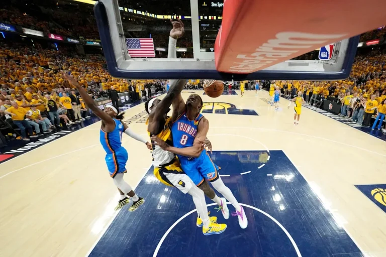 Jalen Williams defensive challenge during Siakam dunk