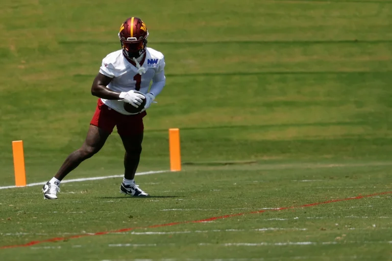 Jayden Daniels Deebo Samuel connection