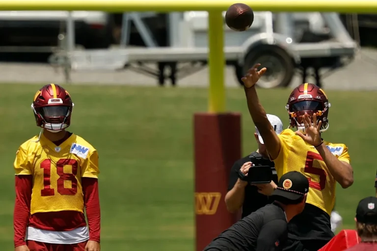 Jayden Daniels offensive rookie of the year contender