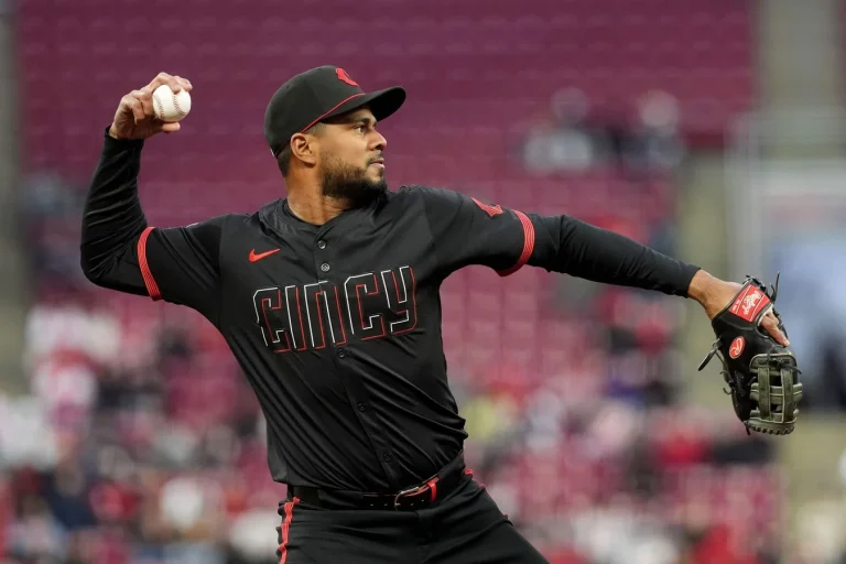 Jeimer Candelario DFA potential destinations