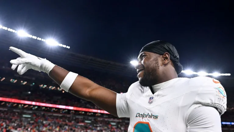 Jonnu Smith Steelers trade rumors update