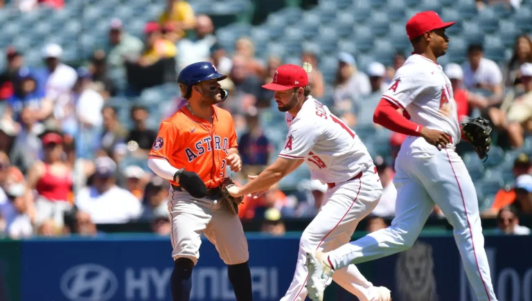 Jose Altuve Astros playoff leadership