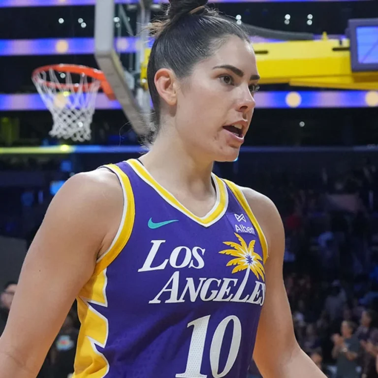 Kelsey Plum struggles as LA Sparks franchise player