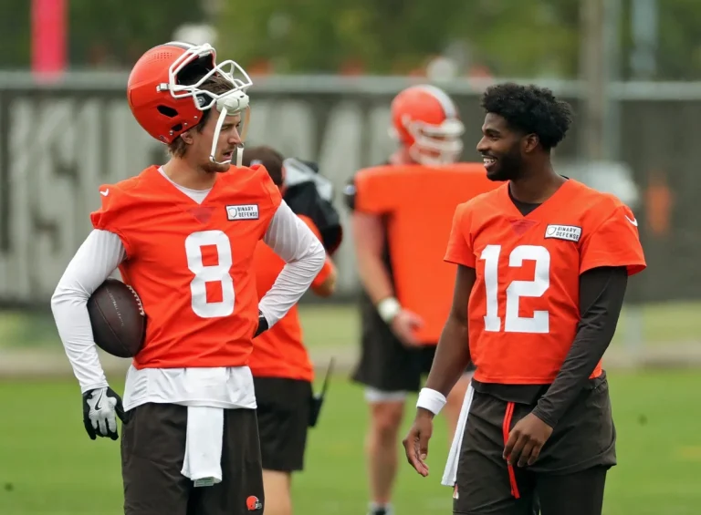 Kenny Pickett leading Browns four-man quarterback race