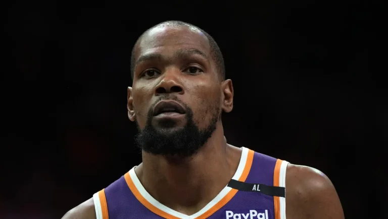 Kevin Durant Phoenix Suns blockbuster trade demands