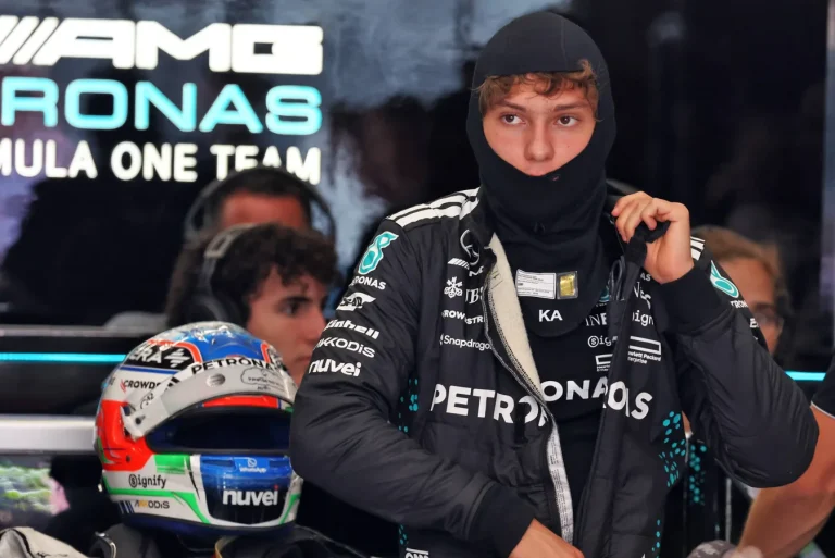 Kimi Antonelli Takes Out Verstappen