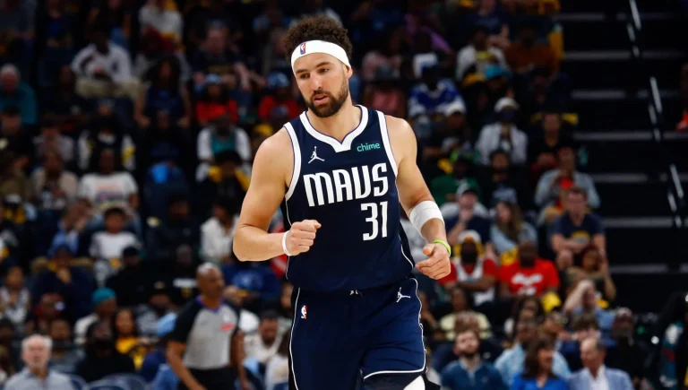 Klay Thompson transition and performance with Dallas Mavericks