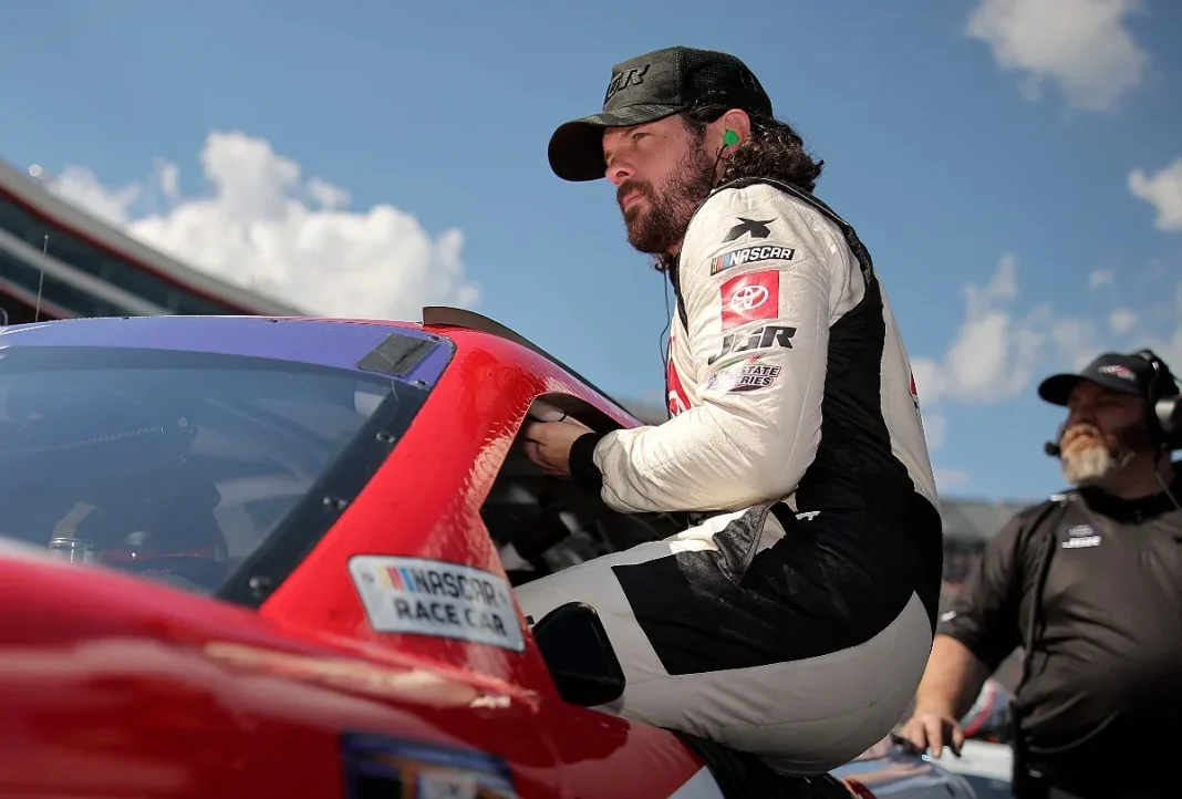 Kyle Larson NASCAR Mexico race experience Kyle Larson NASCAR Mexico race experience