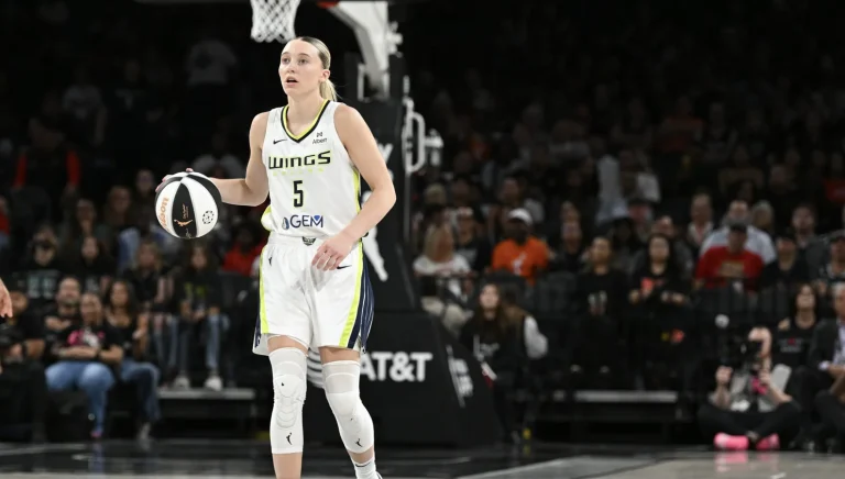 Kyrie Irving mentoring Paige Bueckers at Mavericks