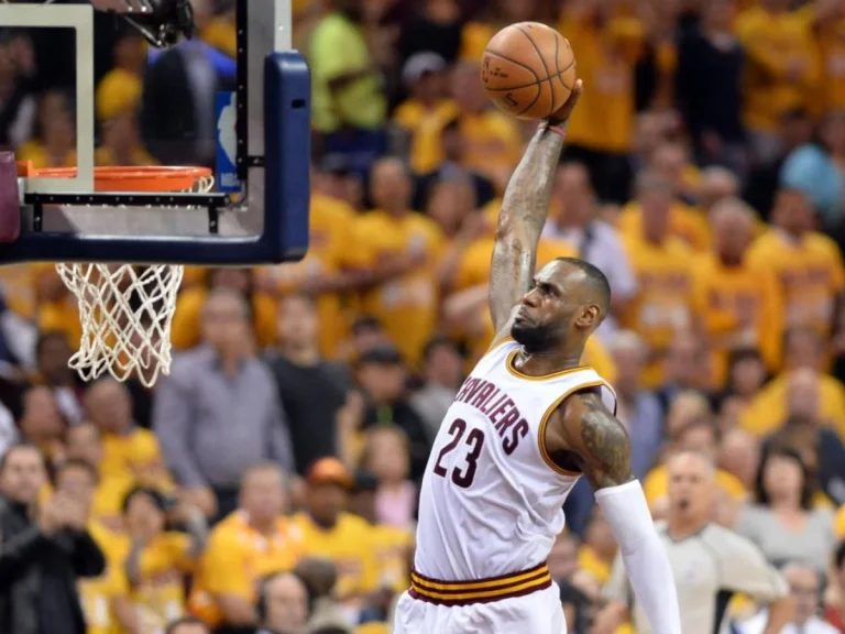 LeBron James leads Cavaliers 2016 championship
