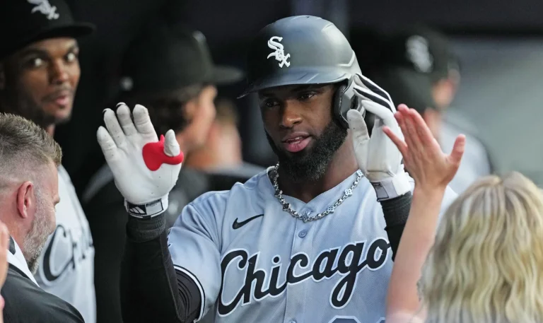 Luis Robert Jr Giants trade potential