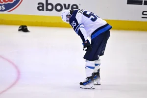 Mark Scheifele Scores After Personal Tragedy, Showing Unmatched Resilience on the Ice