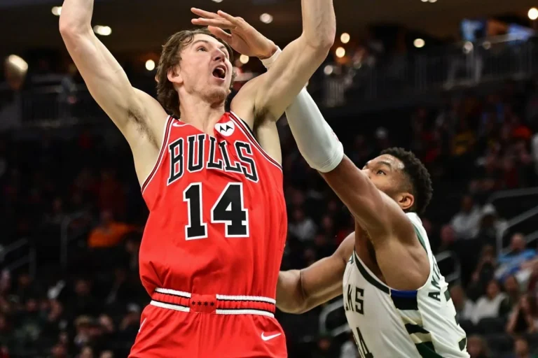 Matas Buzelis potential compared to Giannis Antetokounmpo
