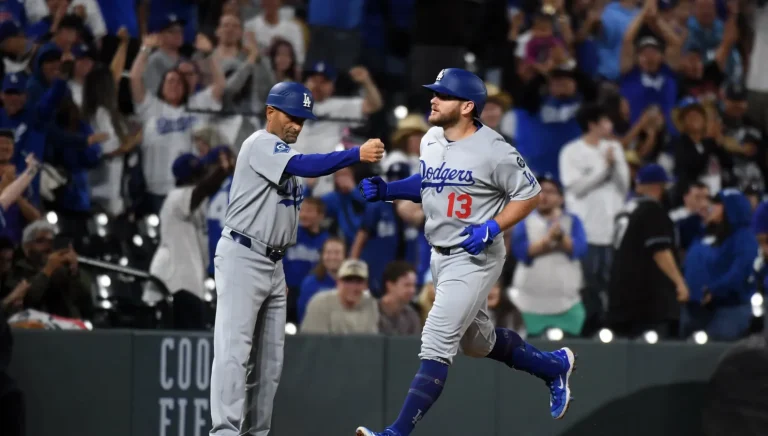 Max Muncy historic hitting spree