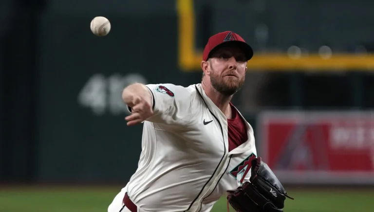 Merrill Kelly struggles with Diamondbacks against Padres