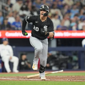 Miguel Vargas Game-Winning Double Secures White Sox Victory Over Blue Jays in Nail-Biting Finish