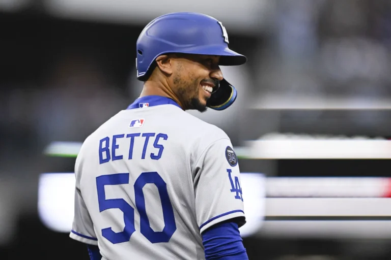 Mookie Betts leads Dodgers championship quest