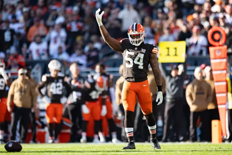 Myles Garrett Browns contract and OTAs attendance