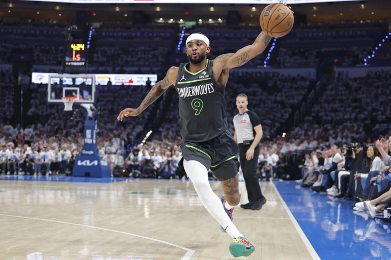 Nickeil Alexander-Walker trade speculation