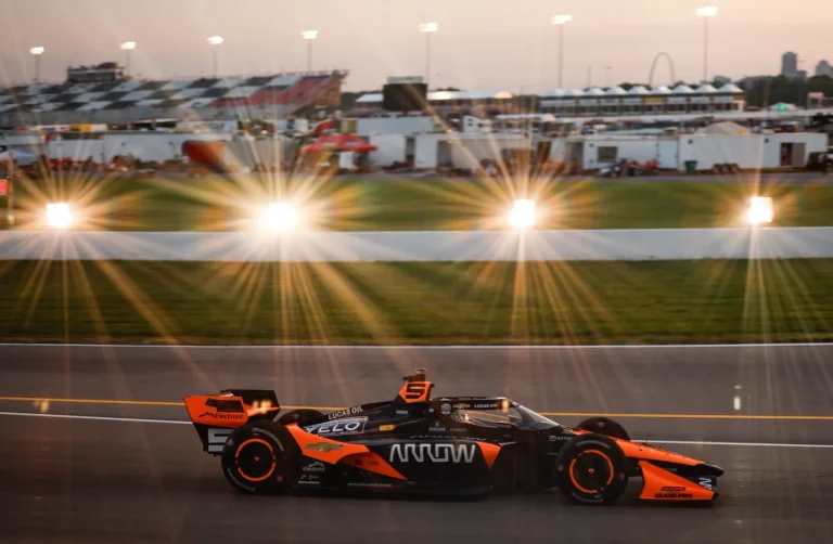 Pato O'Ward close finish at WWTR IndyCar race