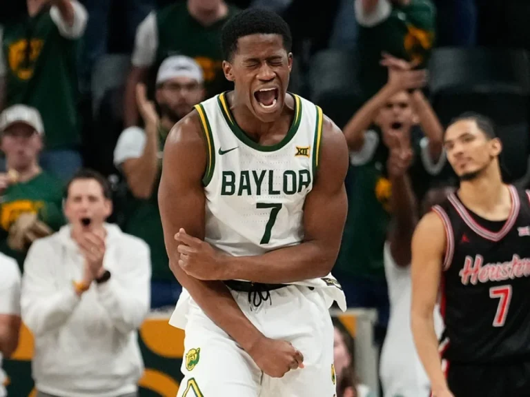 Paul George praises V.J. Edgecombe