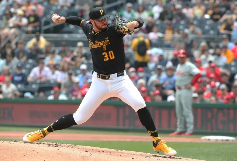 Paul Skenes strikeout odds against the Cubs