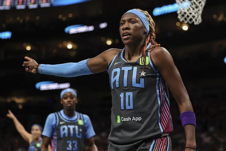Rhyne Howard ties WNBA record with nine 3-pointers