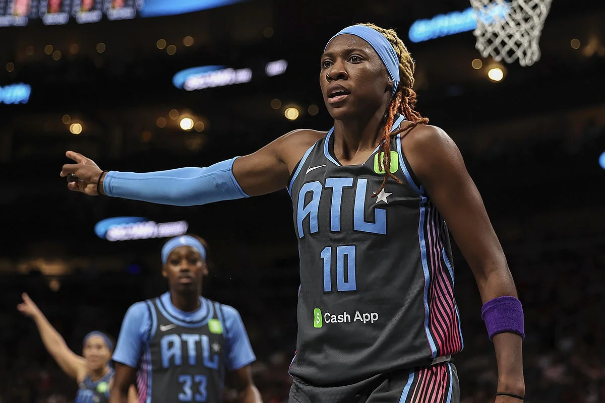 Rhyne Howard ties WNBA record with nine 3-pointers
