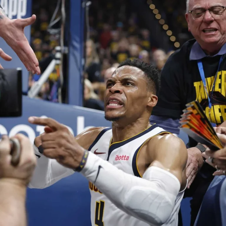 Russell Westbrook declines player option tests free agency