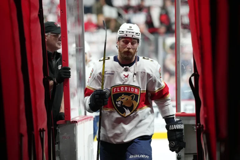 Sam Bennett Florida Panthers contract future decision