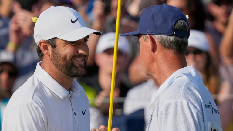 Scottie Scheffler first golfer since Tiger Woods