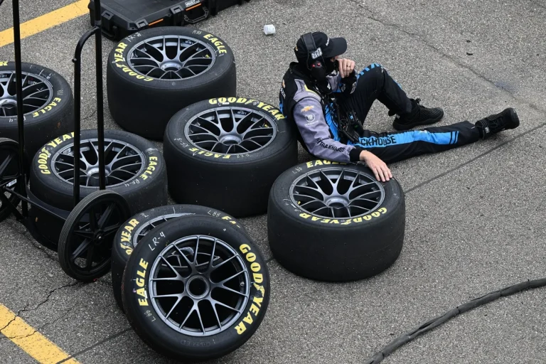 Shane van Gisbergen on NASCAR Mexico track limits