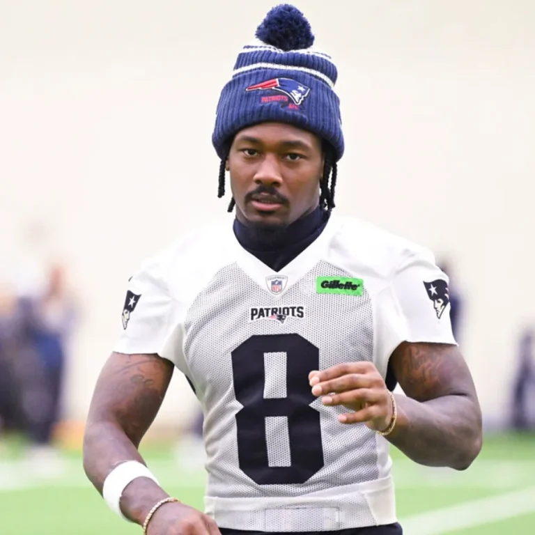 Stefon Diggs on Patriots quarterback Drake Maye
