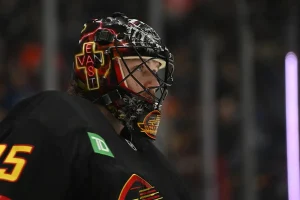 Canucks Face Tough Goaltending Decision as Arturs Silovs’ Rise Threatens Thatcher Demko’s Future