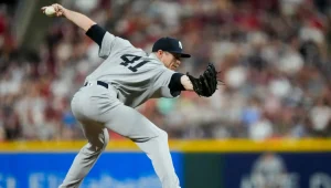 Tim Hill’s Yankees Sinker Mastery Defies Velocity Norms, Crafting Striking Success Despite Slower Pitching