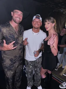 Travis Kelce Tight End University Shines as Brock Bowers’ GF Cameron Dazzles with Taylor Swift at TEU 2025