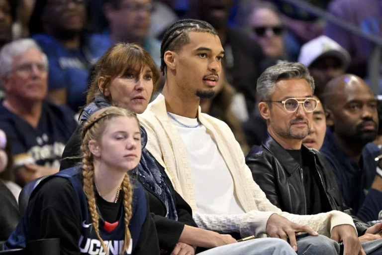 Victor Wembanyama Shares Unique Shaolin Temple Experience in China: “A Great Challenge for Body and Mind” Victor Wembanyama Shares Unique Shaolin Temple Experience in China: “A Great Challenge for Body and Mind”