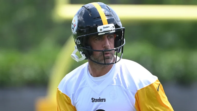 Aaron Rodgers Steelers debut concerns