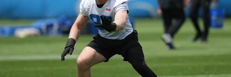 Aidan Hutchinson injury comeback