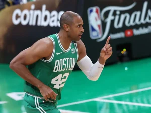 Warriors hesitate on Al Horford signing as Steve Kerr prioritizes urgent backcourt overhaul