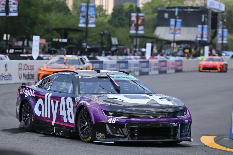 Alex Bowman NASCAR playoff challenge