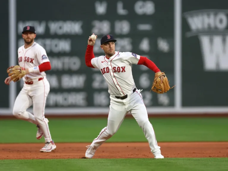 Alex Bregman Red Sox contract talks