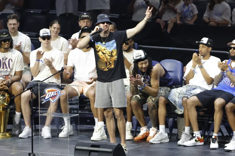 Alex Caruso fiancée bachelorette celebration