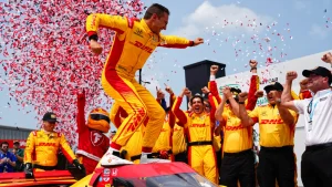 Alex Palou Snags Seventh IndyCar Win, Eyes Record-Breaking Season at Iowa Speedway