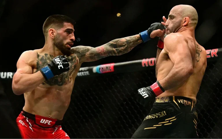 Alexander Volkanovski strategy to beat Topuria