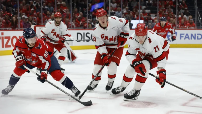 Andrew Mangiapane Oilers signing impact