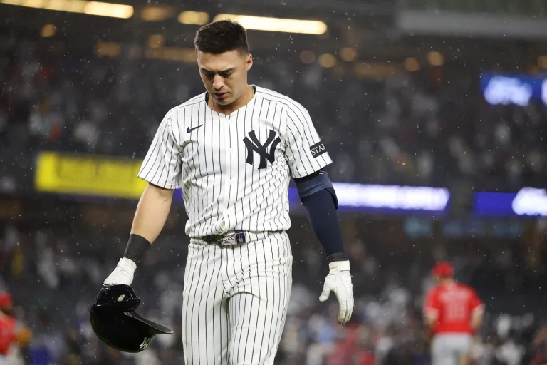 Anthony Volpe defensive struggles