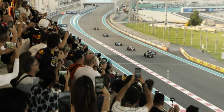 Apple’s $180M Formula 1 Streaming Bid Doubles ESPN Offer, Shaking Up U.S. Sports Broadcasting Apple’s $180M Formula 1 Streaming Bid Doubles ESPN Offer, Shaking Up U.S. Sports Broadcasting