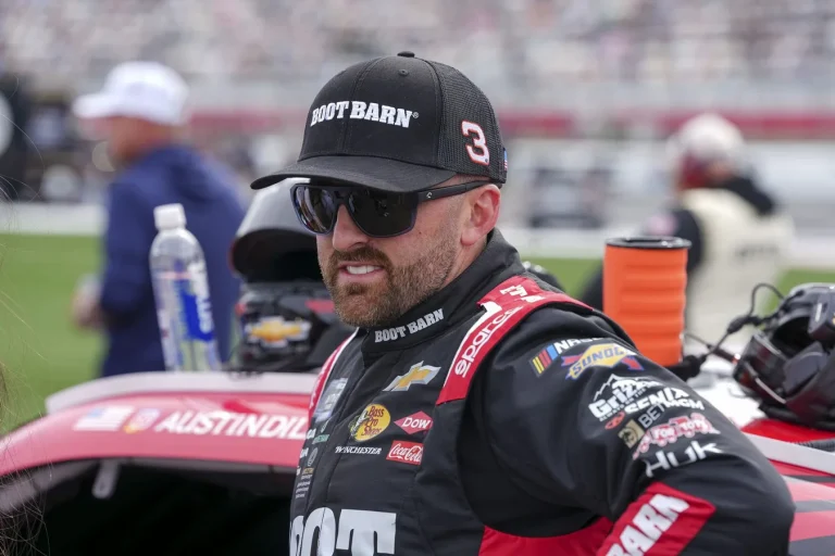 Austin Dillon blasts Carson Hocevar